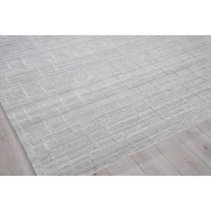 Castelli 5628 Rug by Exquisite Rugs in light silver. Made from bamboo silk, new zealand wool in a unique style.