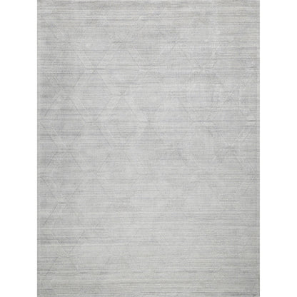 Castelli 5630 Rug by Exquisite Rugs in light silver. Made from bamboo silk, new zealand wool in a unique style.