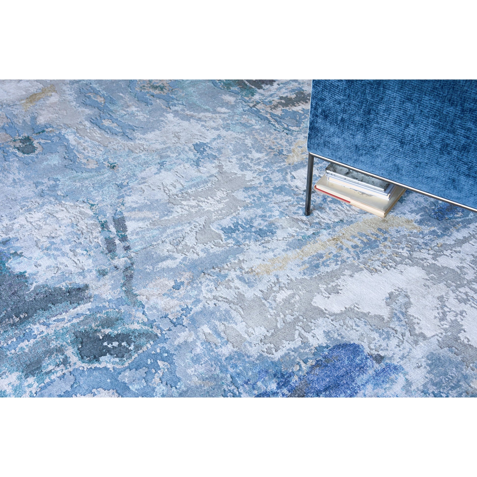 Cosmo 5706 Rug by Exquisite Rugs in blue, silver, dark gray. Made from unique in a unique style.