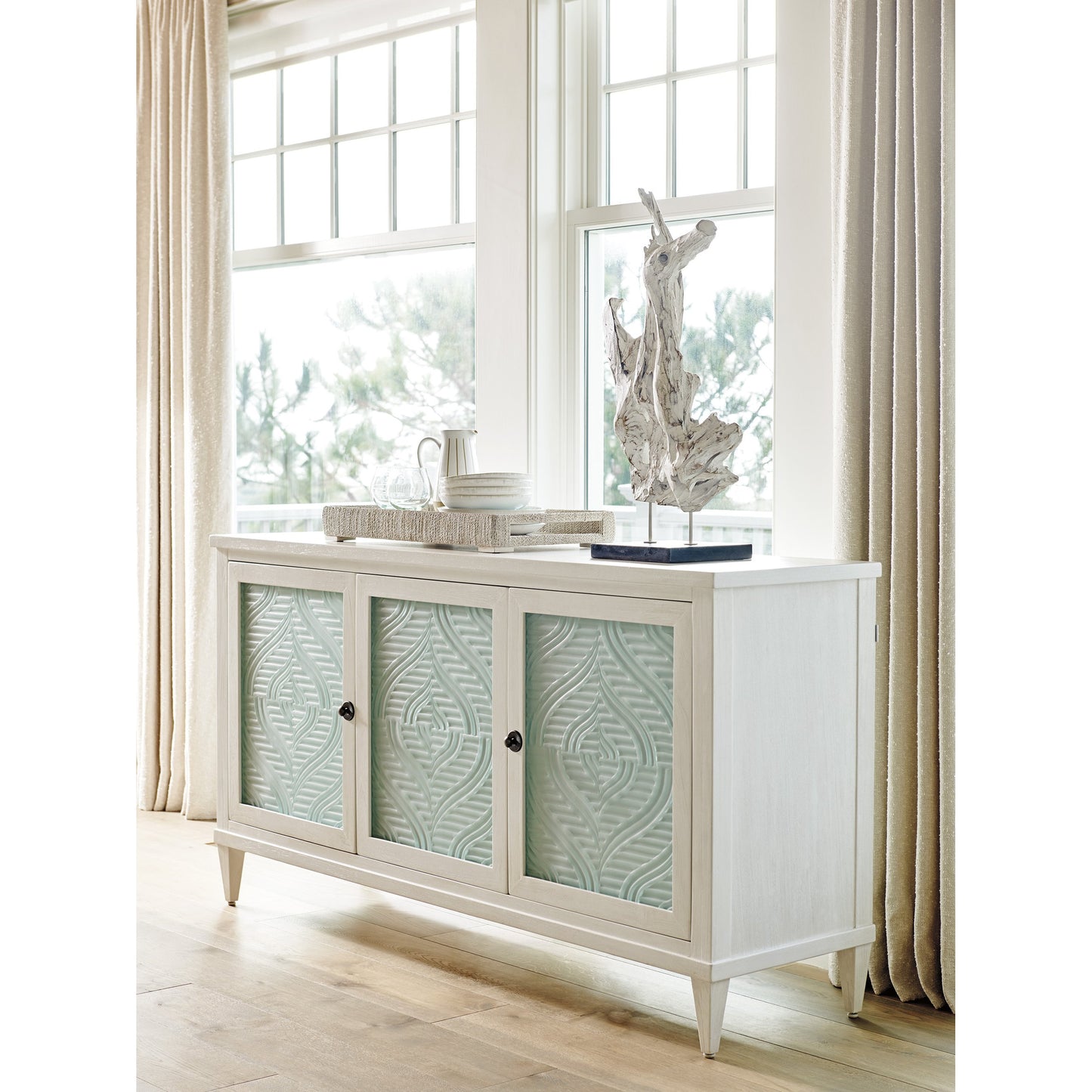 005 SR-836543 | Lifestyle | Turtle Point Buffet by Tommy Bahama Home in sea glass, ivory. Made from unique in a transitional style.
