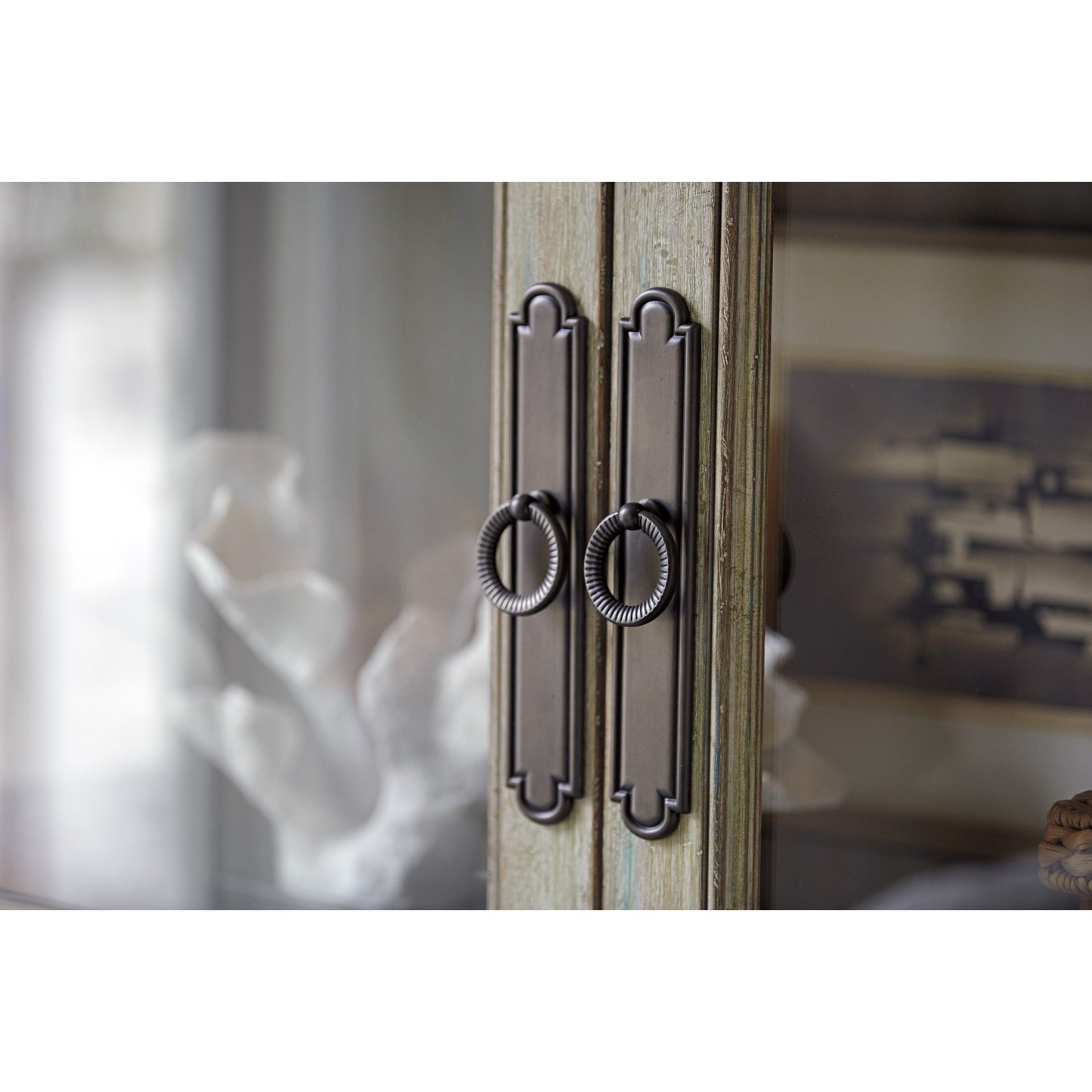 005 SR-836401 | Additional Silo | Sanctuary Curio China by Tommy Bahama Home. Made from unique in a transitional style.