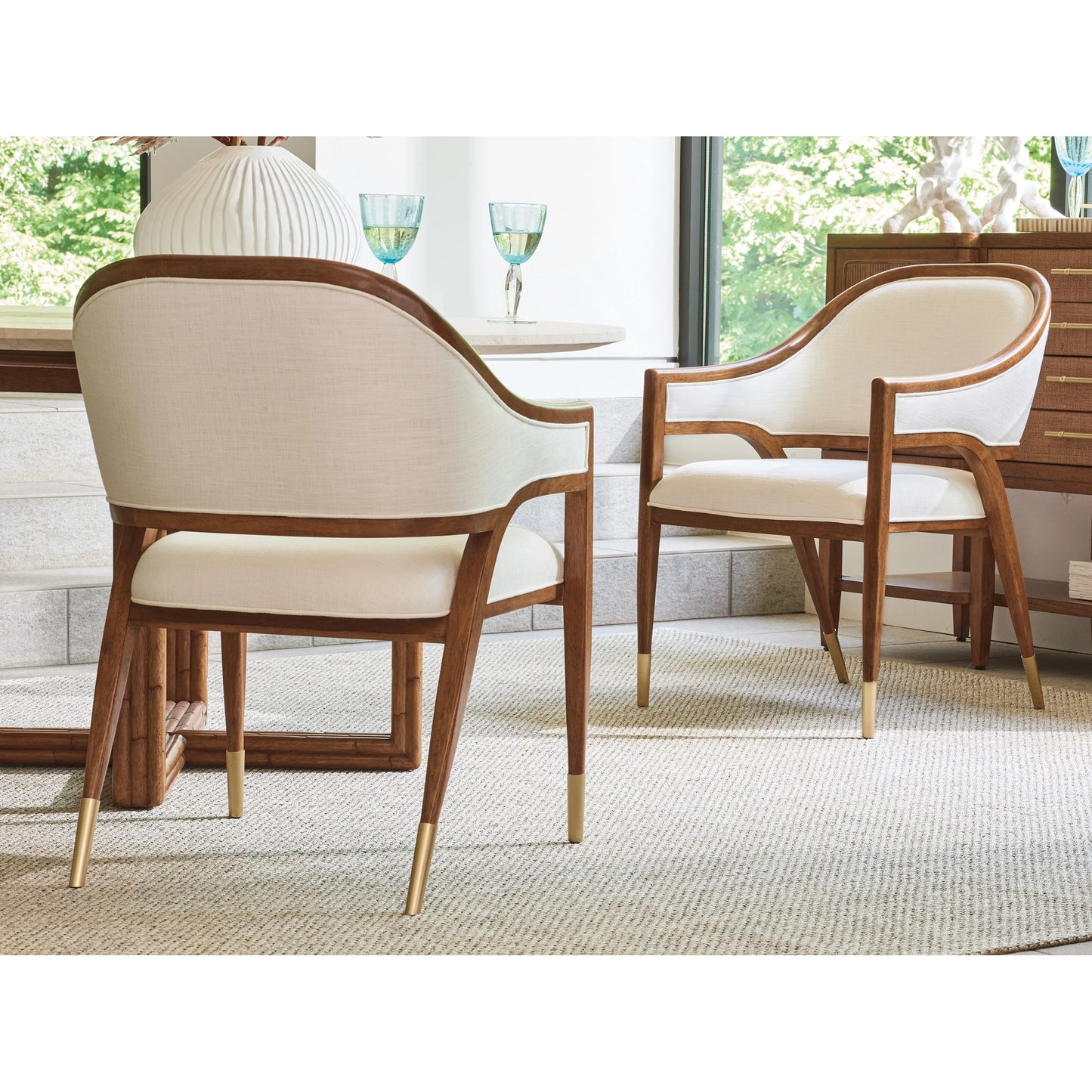 020 SI-1823516 | Lifestyle | Jameson Arm Chair by Tommy Bahama Home. Made from unique in a transitional style.