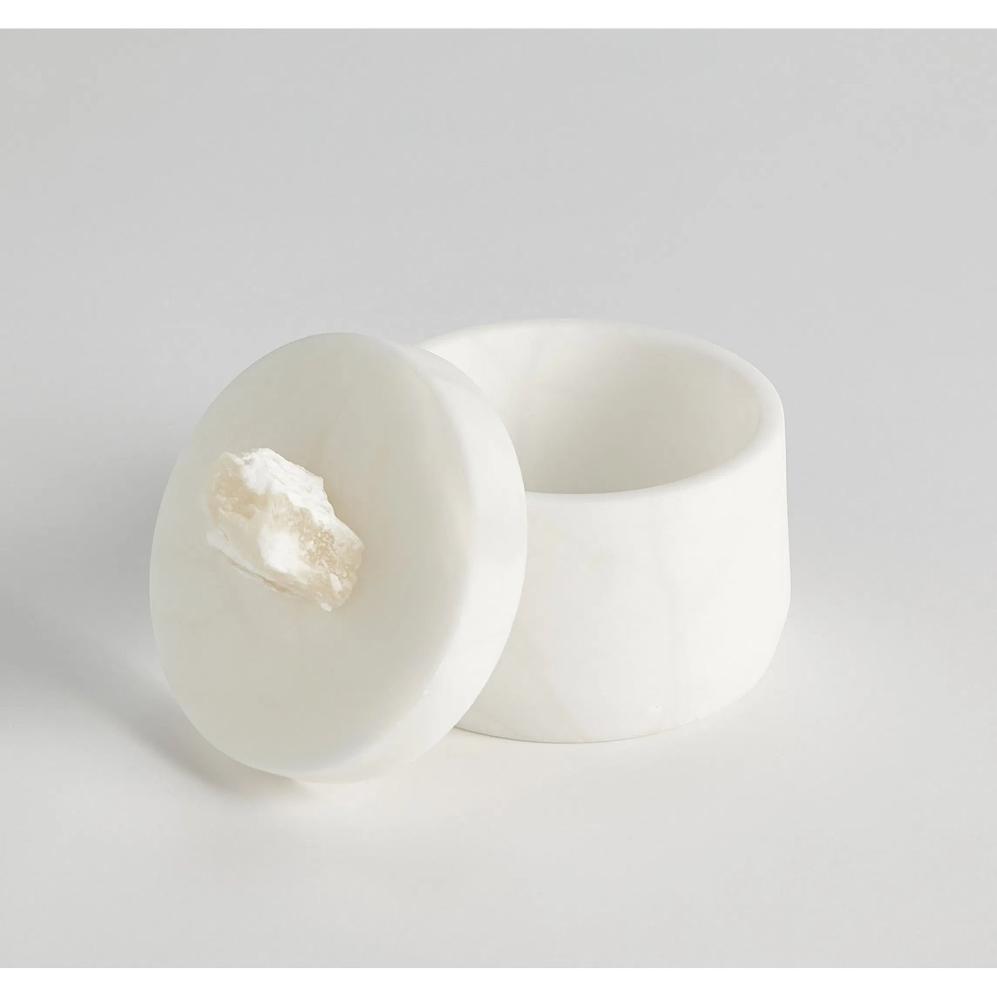 Alabaster Tapered Round Box with Rock Finial by Global Views in white. Made from alabaster in a modern style.