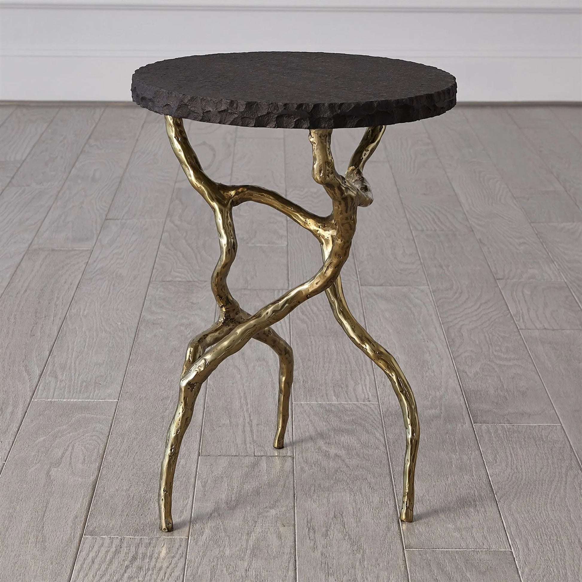 Root Table by Global Views in black and marble. Made from unique in a unique style.