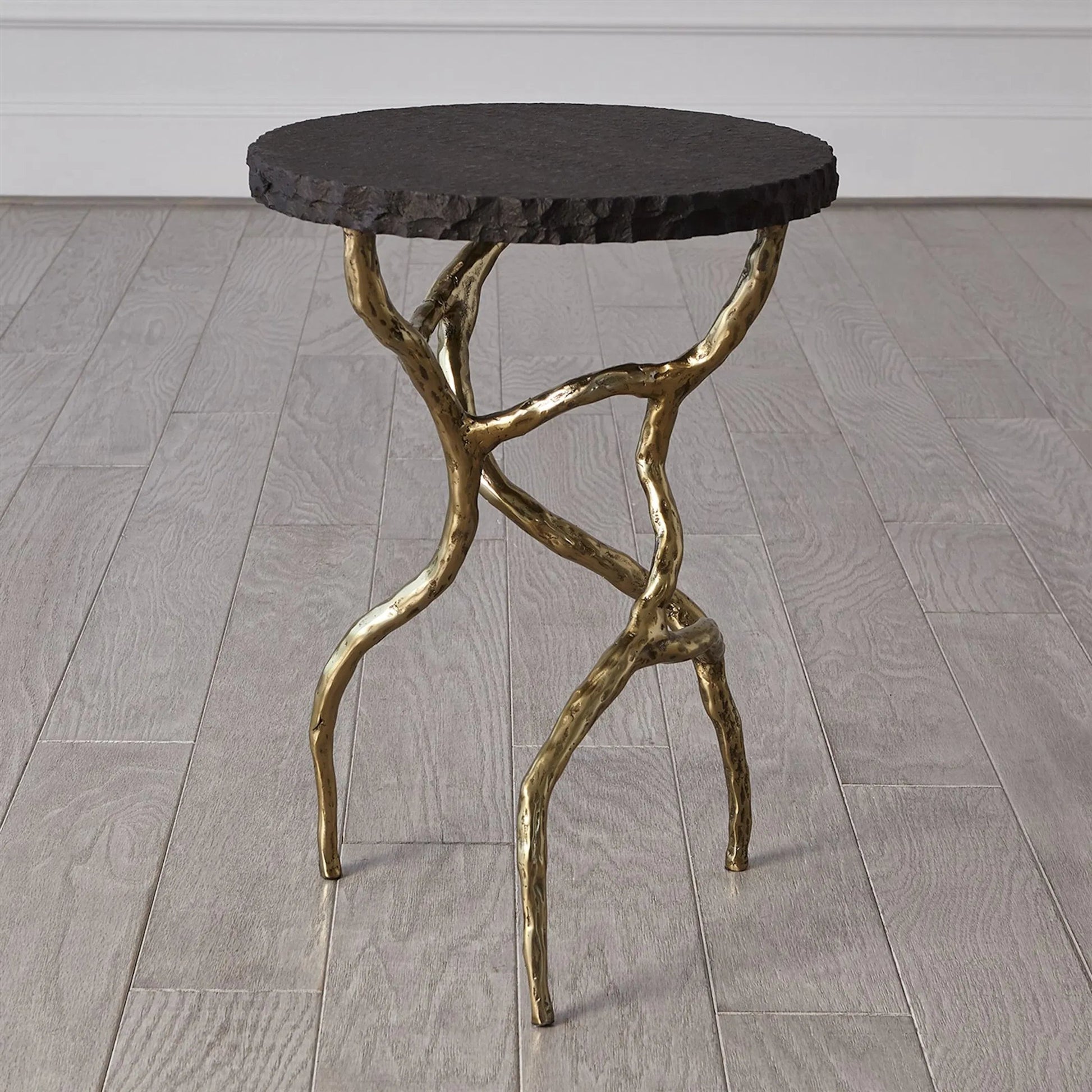 Root Table by Global Views in black and marble. Made from unique in a unique style.