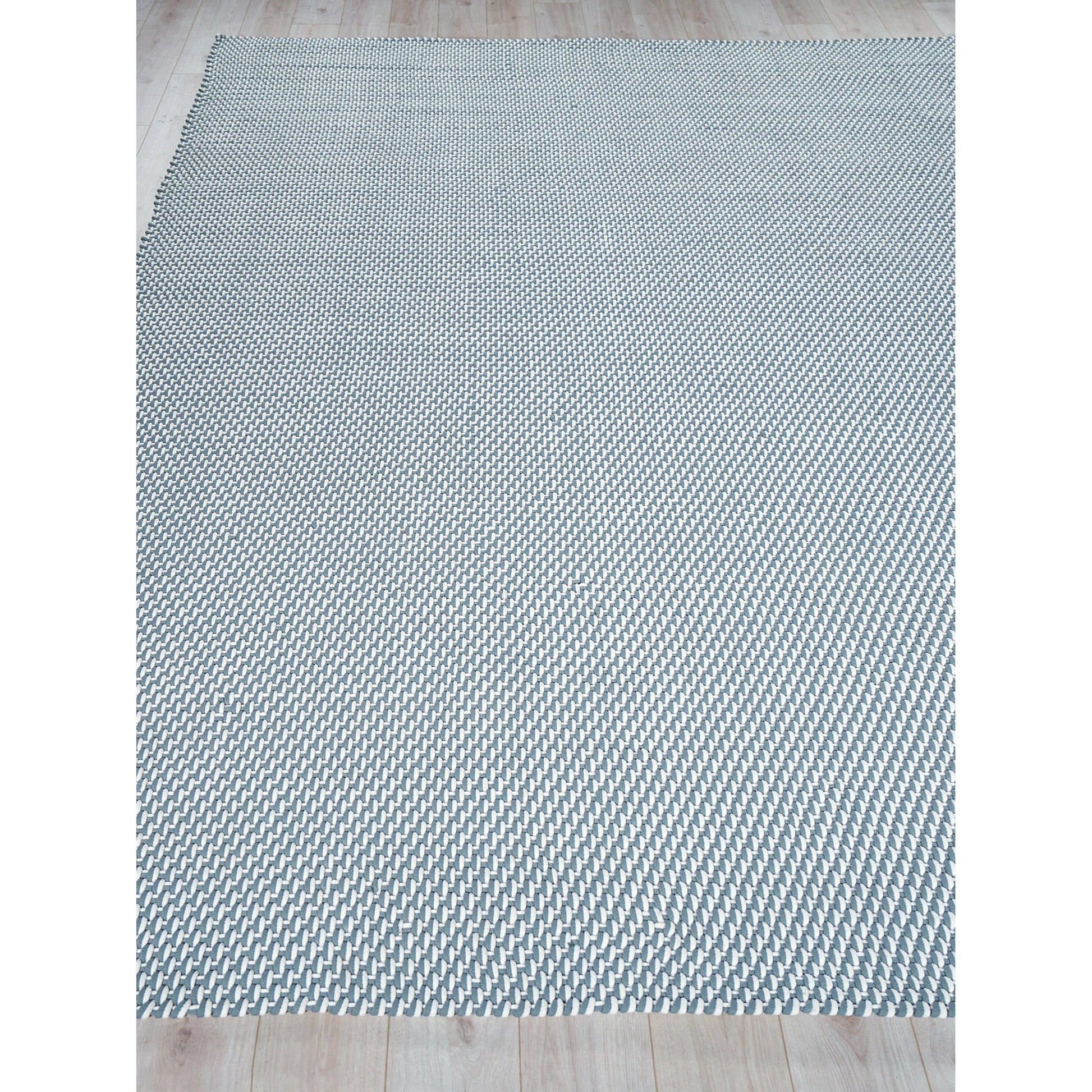 Harbor Rug by Exquisite Rugs. Made from polypropylene in a unique style.