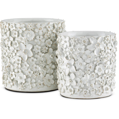 Jessamine Cachepot by Currey and Company in white. Made from ceramic in a modern style.