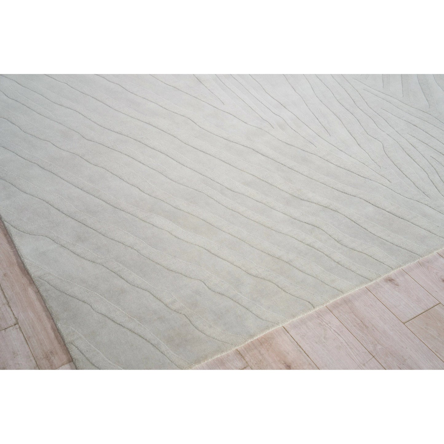 002 SI-2138110,SI-2138111,SI-2138112,SI-2138113,SI-2138114,SI-2293874 | Closeup | Tempo 6189 Rug by Exquisite Rugs in light silver. Made from new zealand wool in a unique style.