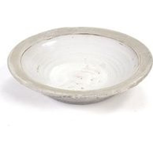 Plate by Zentique in distressed white and ceramic. Made from ceramic in a cottage & farmhouse style.