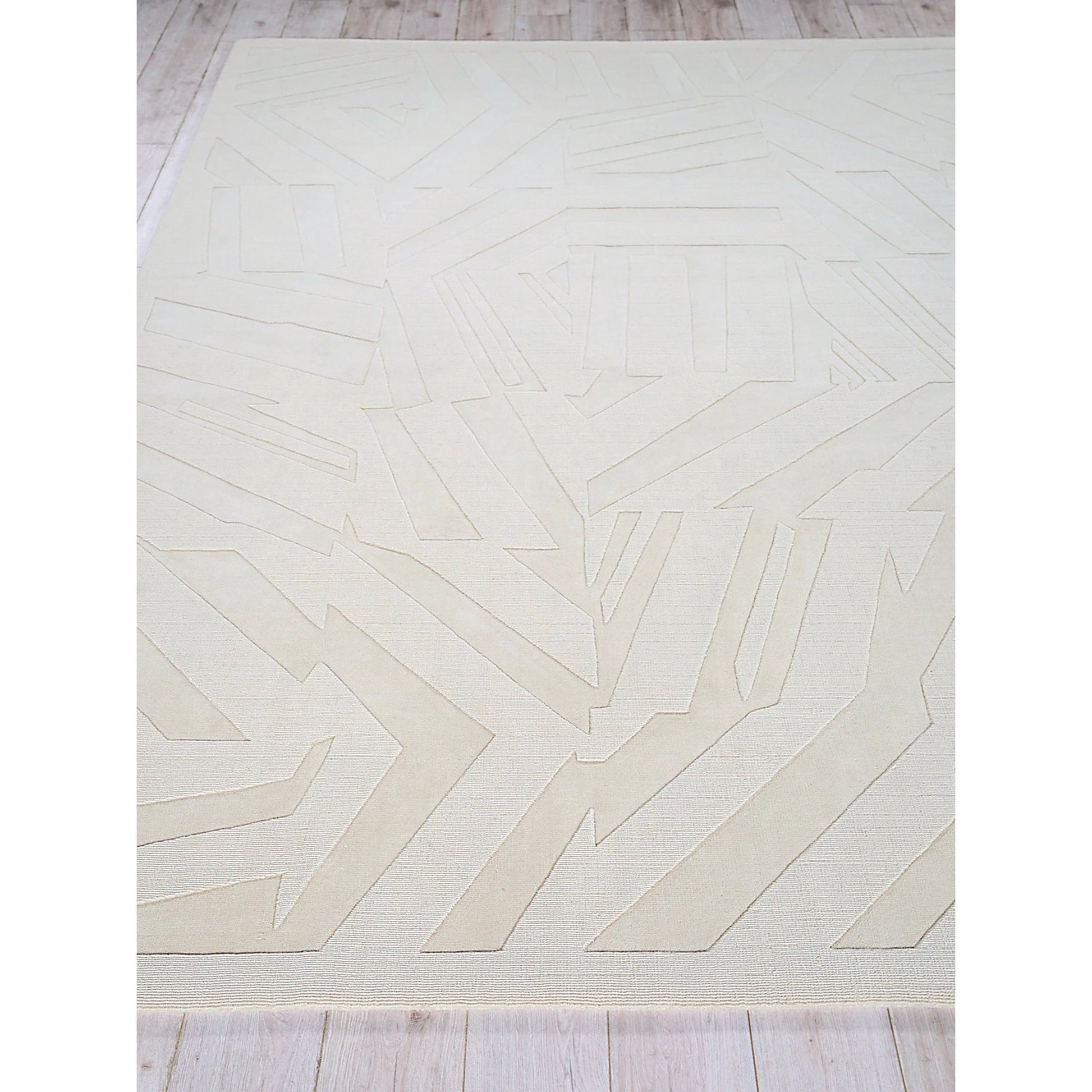 Tempo Pattern Rug by Exquisite Rugs in light beige. Made from new zealand wool in a unique style.