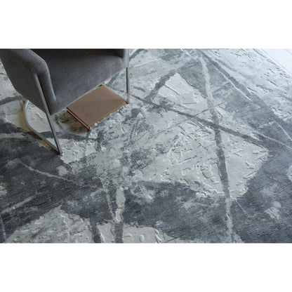 Gianni 6243 Rug by Exquisite Rugs in dark gray, silver. Made from wool, bamboo silk in a unique style.