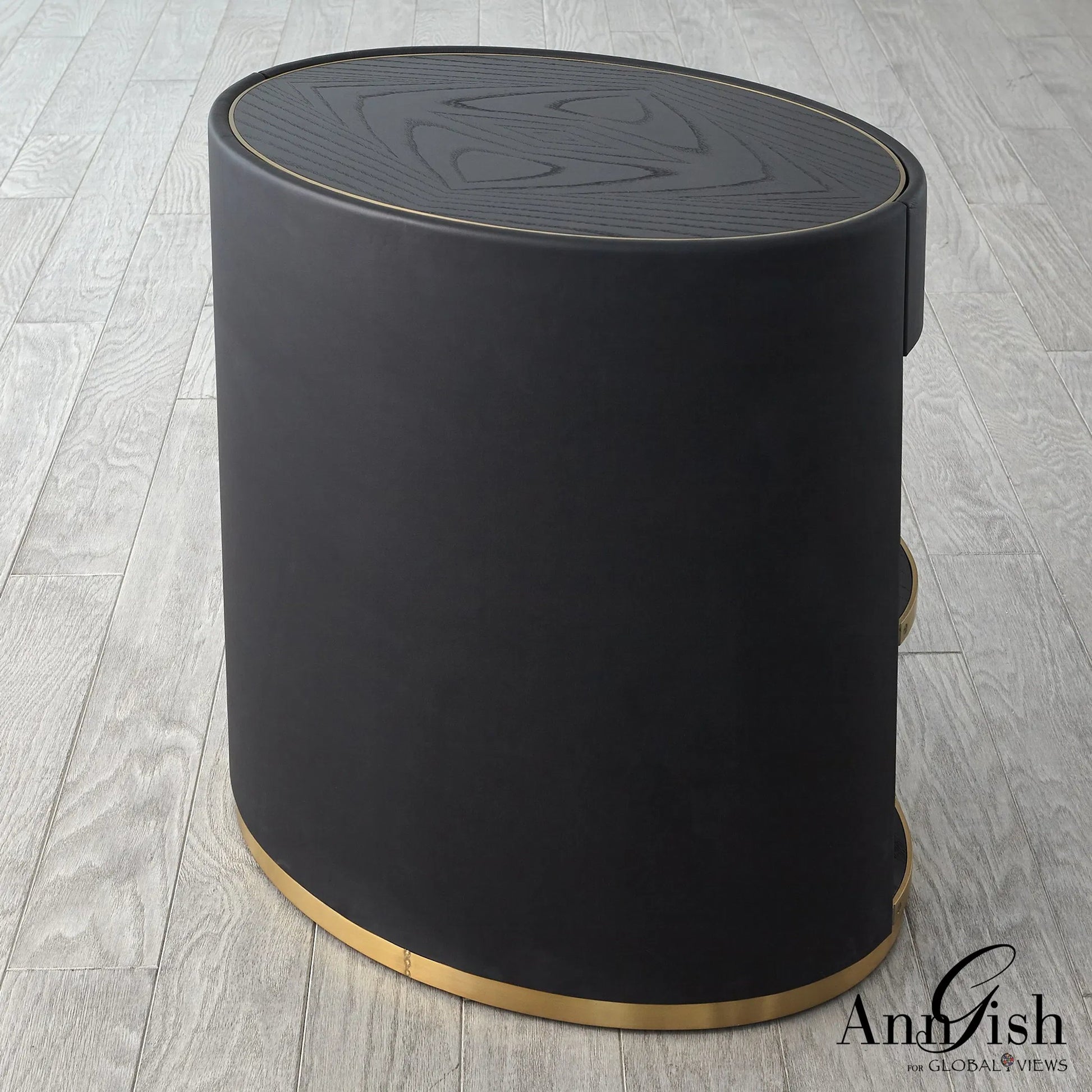 Ellipse Bedside Cabinet by Global Views in black. Made from poplar, oak, black lacquer in a modern style.