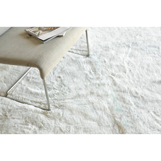 Kozi Rug by Exquisite Rugs in ivory. Made from polyacrylic in a unique style.