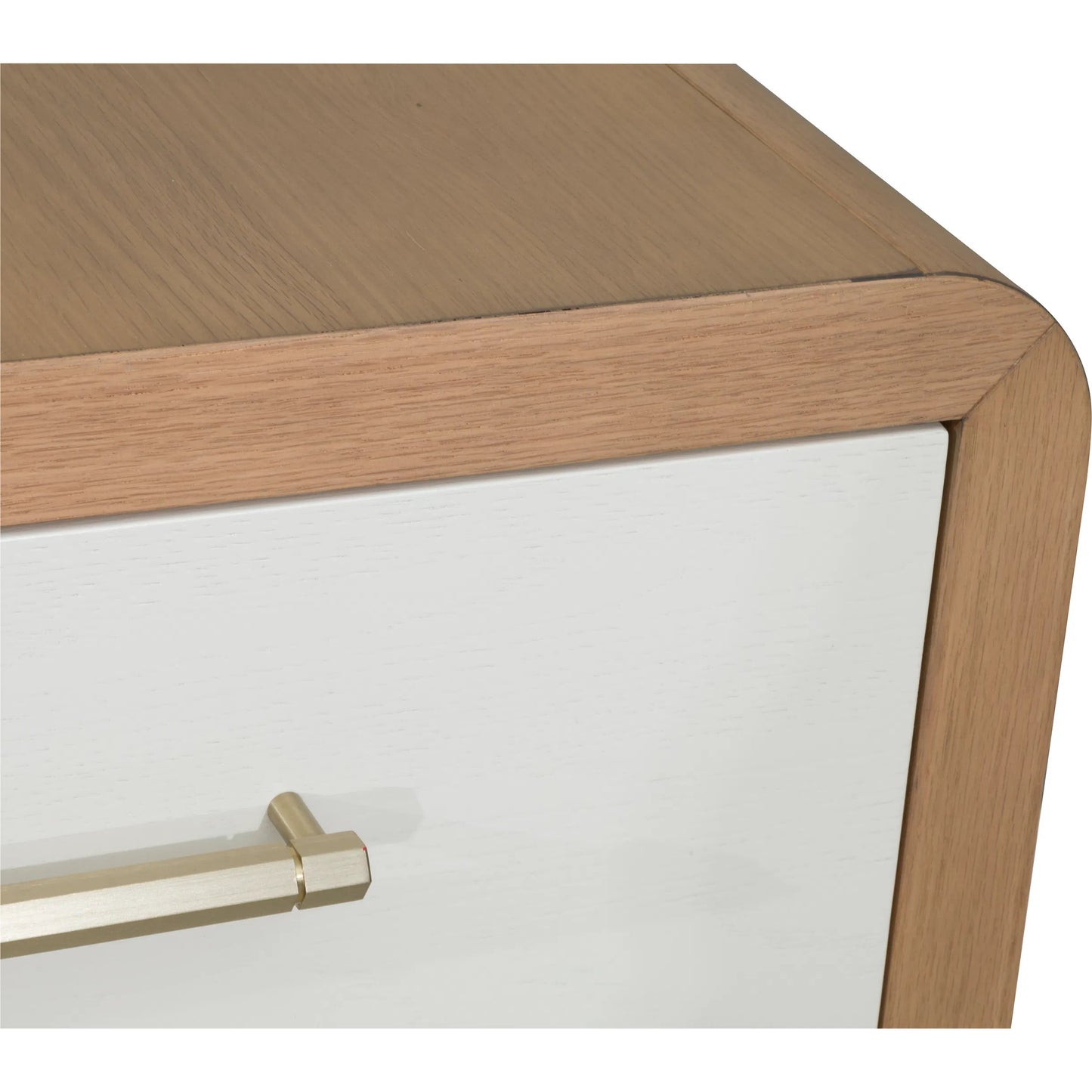 007 SI-2635727 | Closeup | Libby Langdon Brentwood 7-Drawer Dresser by Fairfield Chair in tan and wheaton. Made from red oak solids, veneers in a unique style.
