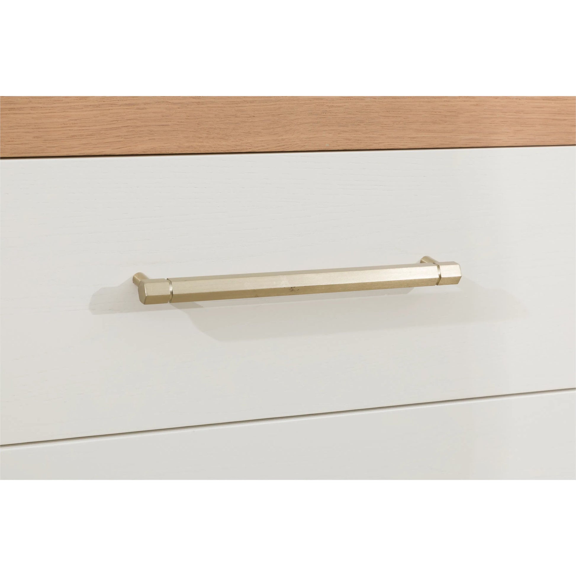 Libby Langdon Brentwood 7-Drawer Dresser by Fairfield Chair in tan and wheaton. Made from red oak solids, veneers in a unique style.