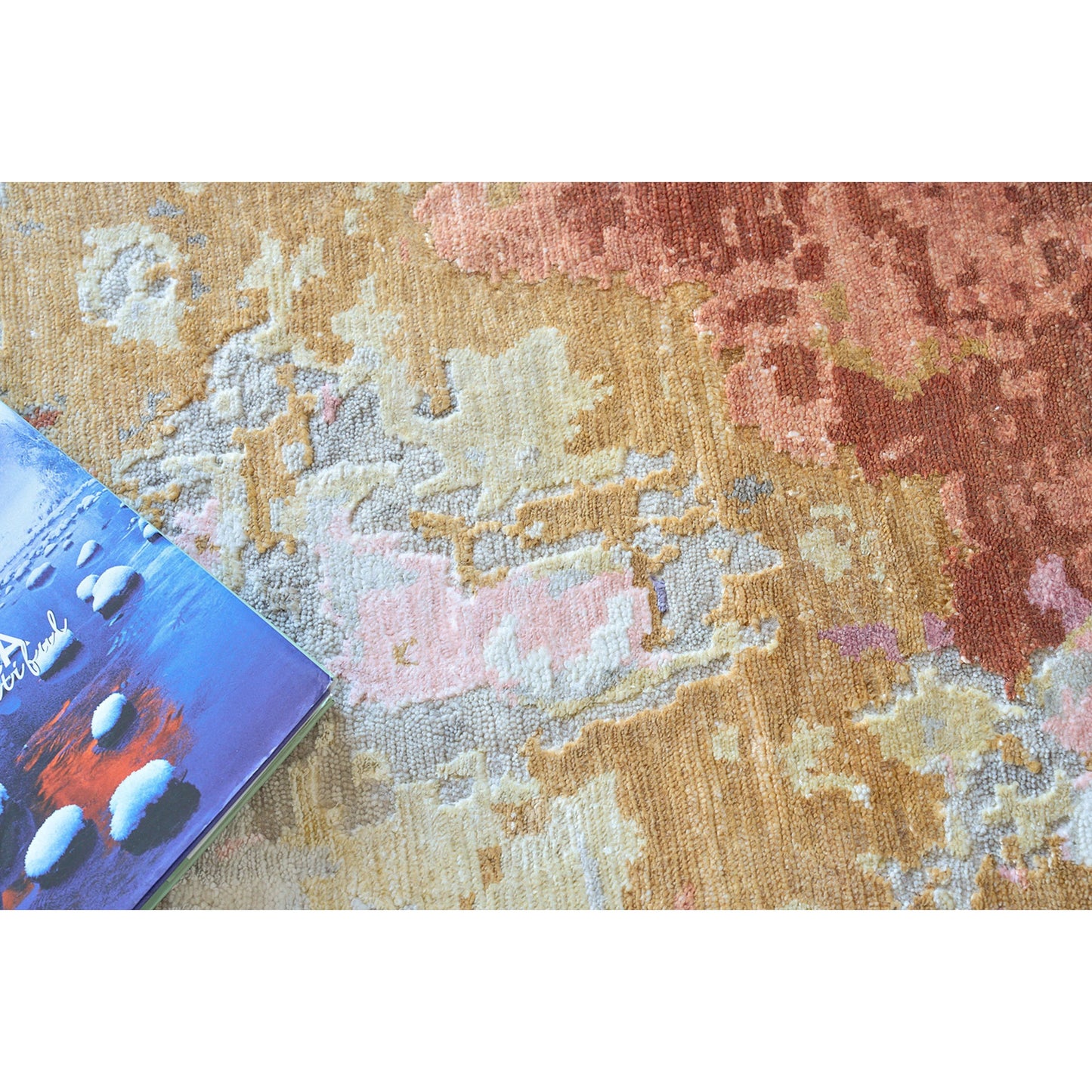 007 SI-2101869,SI-2101870,SI-2101871,SI-2101872,SI-2101873,SI-2293884 | Lifestyle | Cosmo 6313 Rug by Exquisite Rugs in ivory, beige, blue. Made from unique in a unique style.