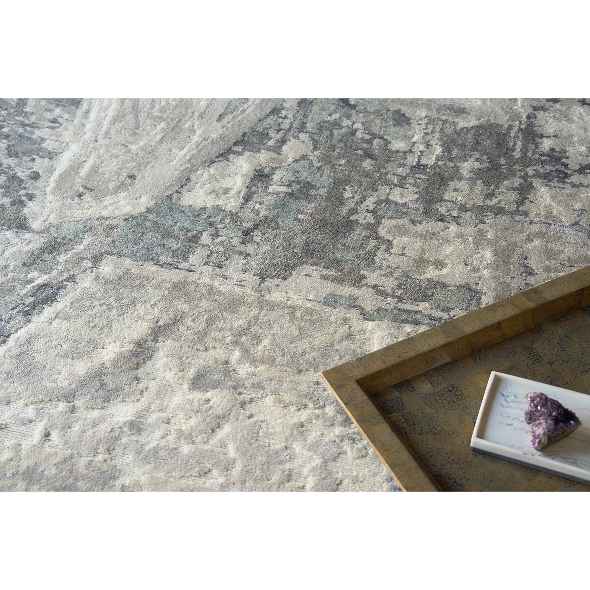 Luxury Laureno 6318 Rug by Exquisite Rugs in ivory, gray. Made from bamboo silk in a unique style.