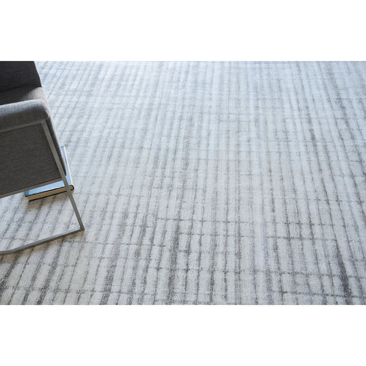 Allure 6337 Rug by Exquisite Rugs in ivory, silver. Made from wool, bamboo silk in a unique style.