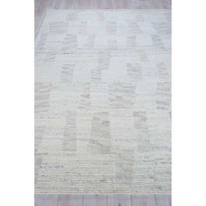 Canyon 6428 Rug by Exquisite Rugs in silver. Made from new zealand wool in a unique style.