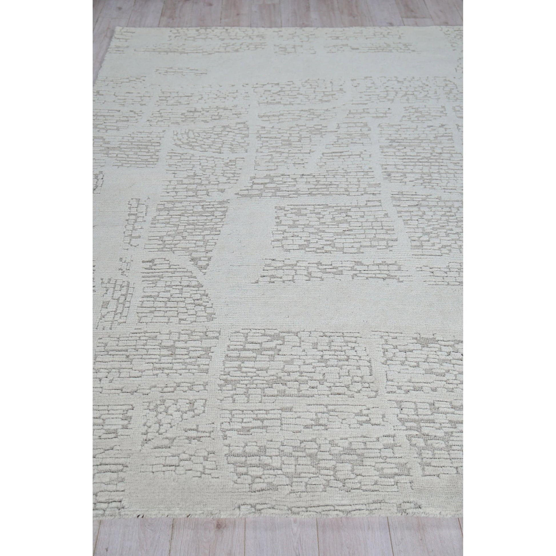 Calexico 6429 Rug by Exquisite Rugs in ivory, beige. Made from new zealand wool in a unique style.