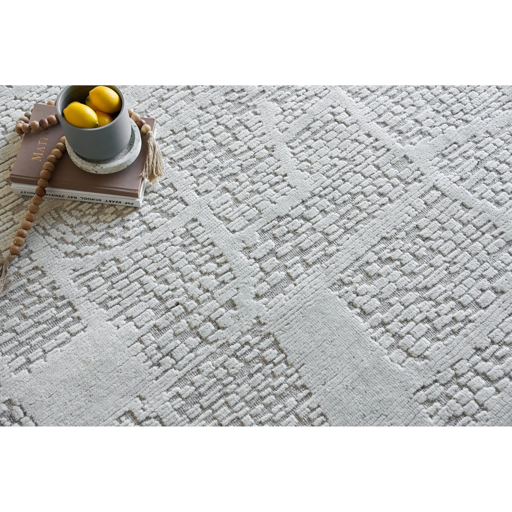 Calexico 6429 Rug by Exquisite Rugs in ivory, beige. Made from new zealand wool in a unique style.