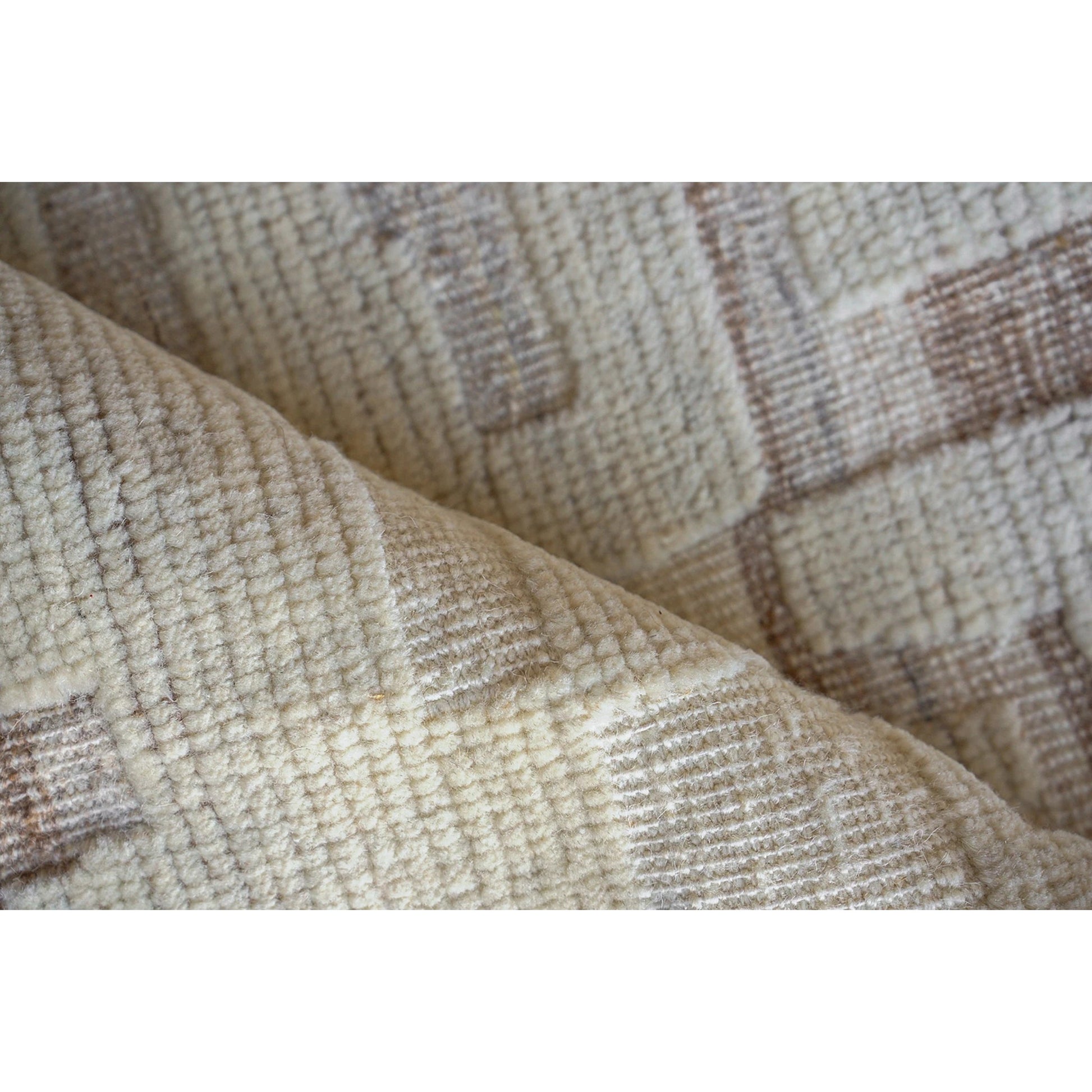 Calexico 6430 Rug by Exquisite Rugs in ivory, beige. Made from new zealand wool in a unique style.