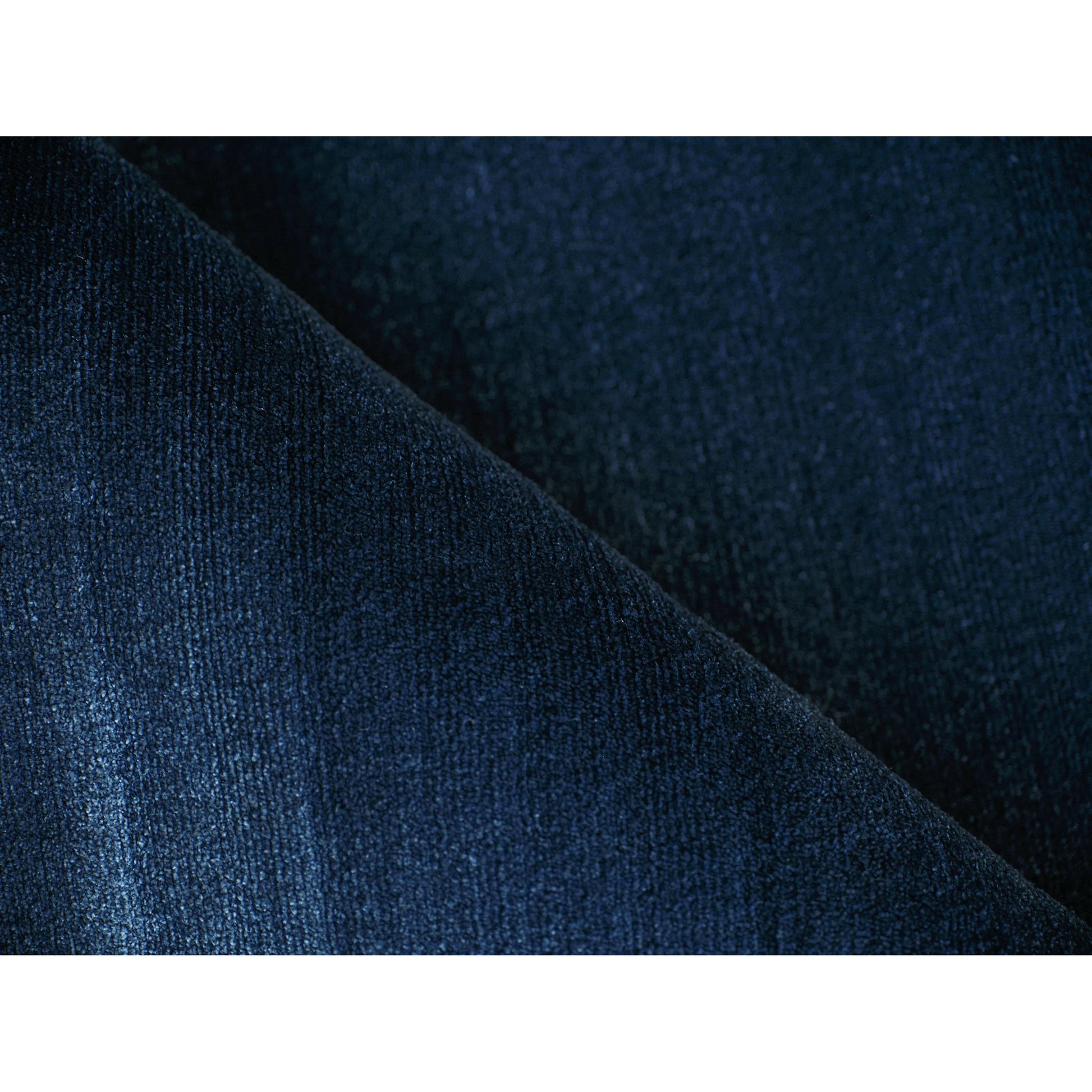 Velutto Modern 6539 Rug by Exquisite Rugs in 