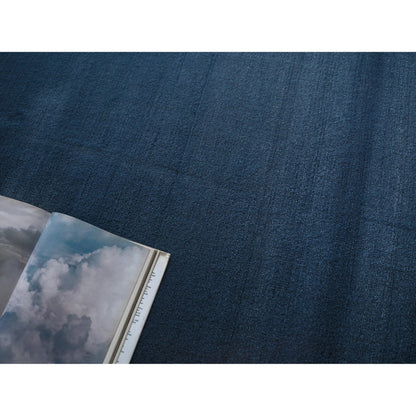 Velutto Modern 6539 Rug by Exquisite Rugs in navy. 