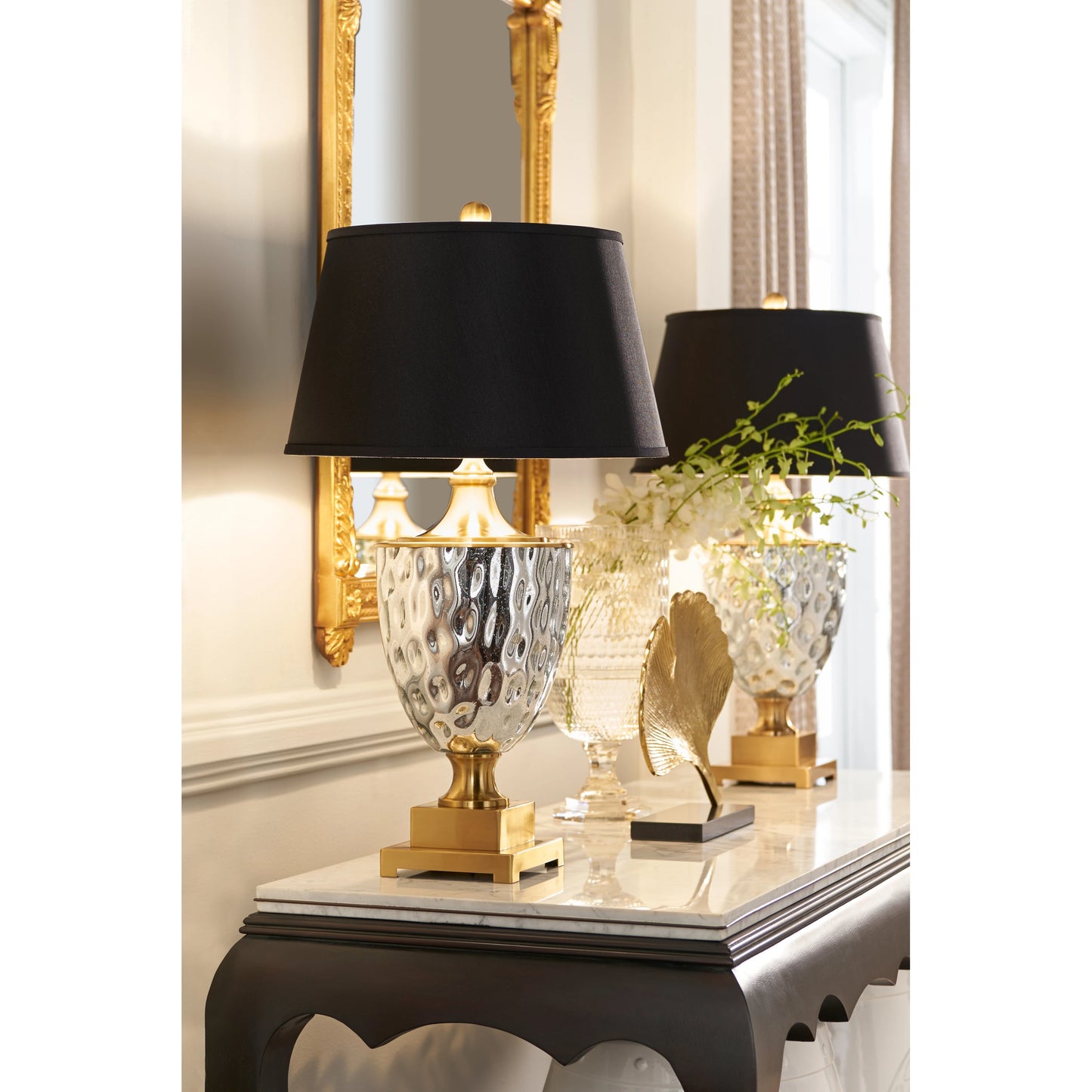 002 SR-384398 | Lifestyle | Christopher Lamp by Wildwood in mercury, dimpled, antique. Made from crystal, glass in a unique style.