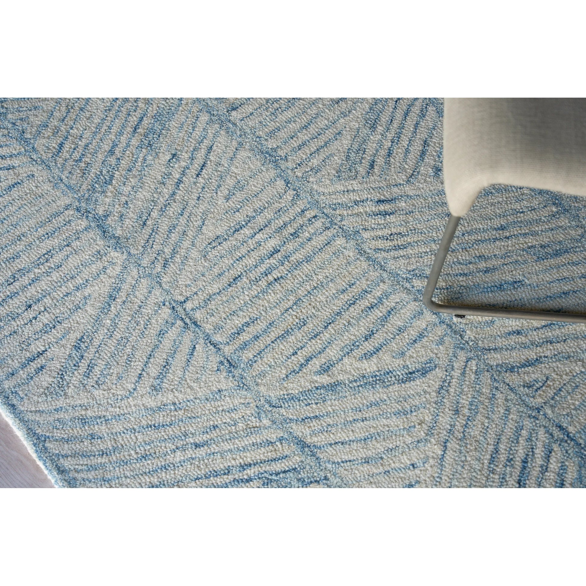 Kascata Rug by Exquisite Rugs. Made from new zealand wool in a unique style.