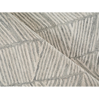 Kascata Rug by Exquisite Rugs. Made from new zealand wool in a unique style.