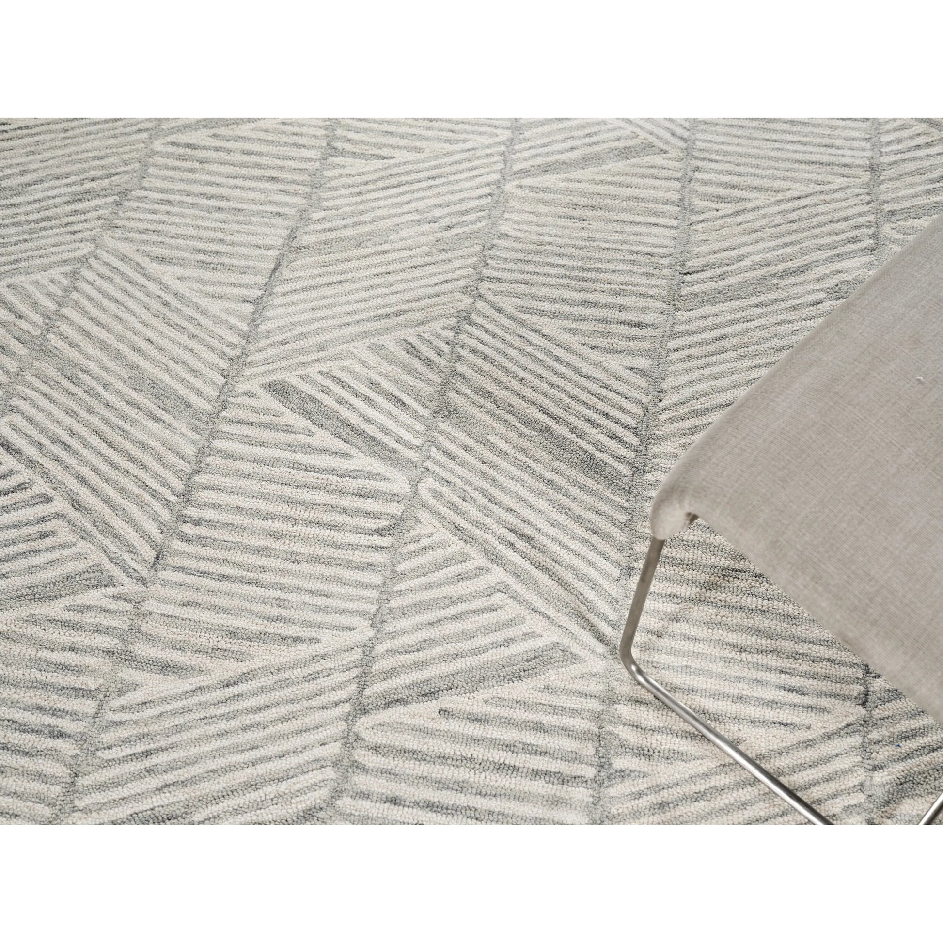 Kascata Rug by Exquisite Rugs. Made from new zealand wool in a unique style.