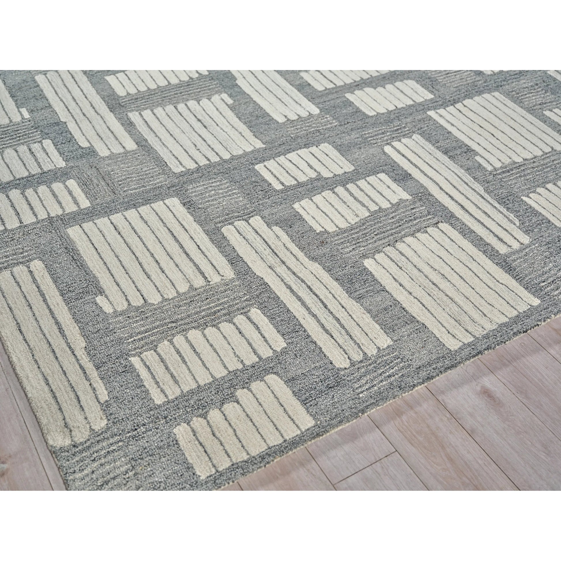 Naturals Pattern Rug by Exquisite Rugs in ivory, silver. Made from new zealand wool in a unique style.