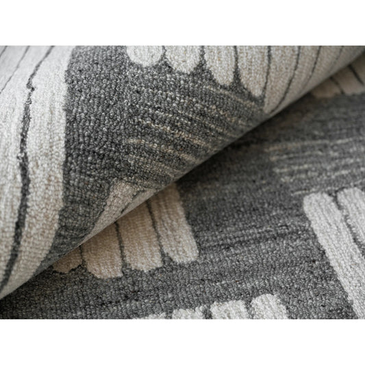 Naturals 6787 Rug by Exquisite Rugs in ivory, silver. Made from new zealand wool in a unique style.