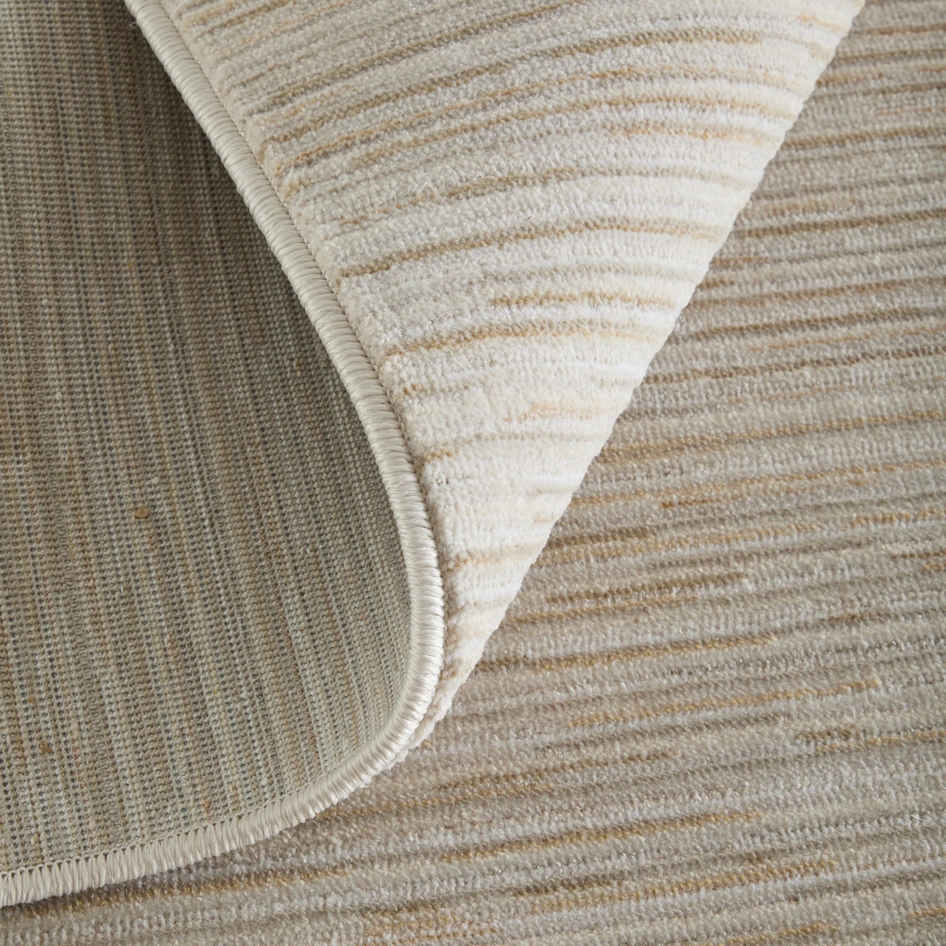 Priestley PRI39UCF Rug by Feizy. Made from polypropylene, polyester in a unique style.
