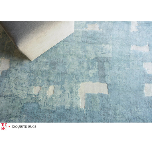 The Met X Papyrus 6802 Rug by Exquisite Rugs in blue. Made from wool, bamboo silk in a unique style.