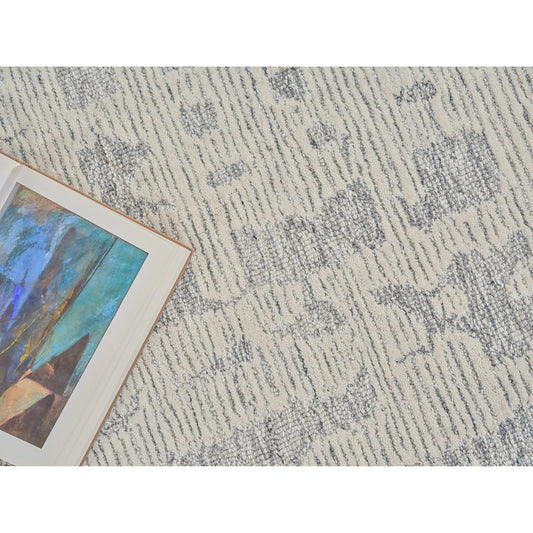 Aspen 6826 Rug by Exquisite Rugs in natural gray, ivory. Made from new zealand wool in a unique style.