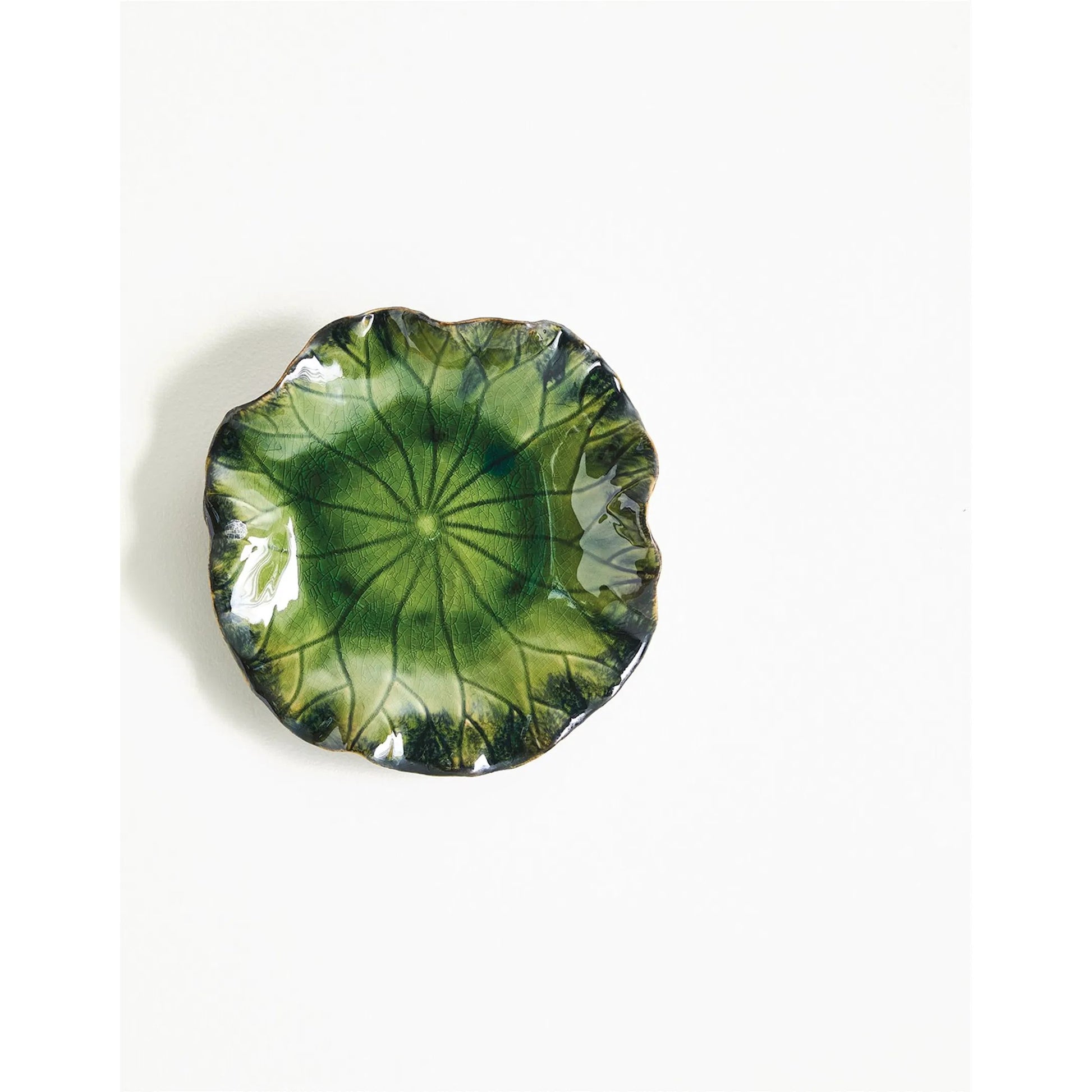 Free for Lily Plate by Global Views. Made from ceramic in a coastal style.