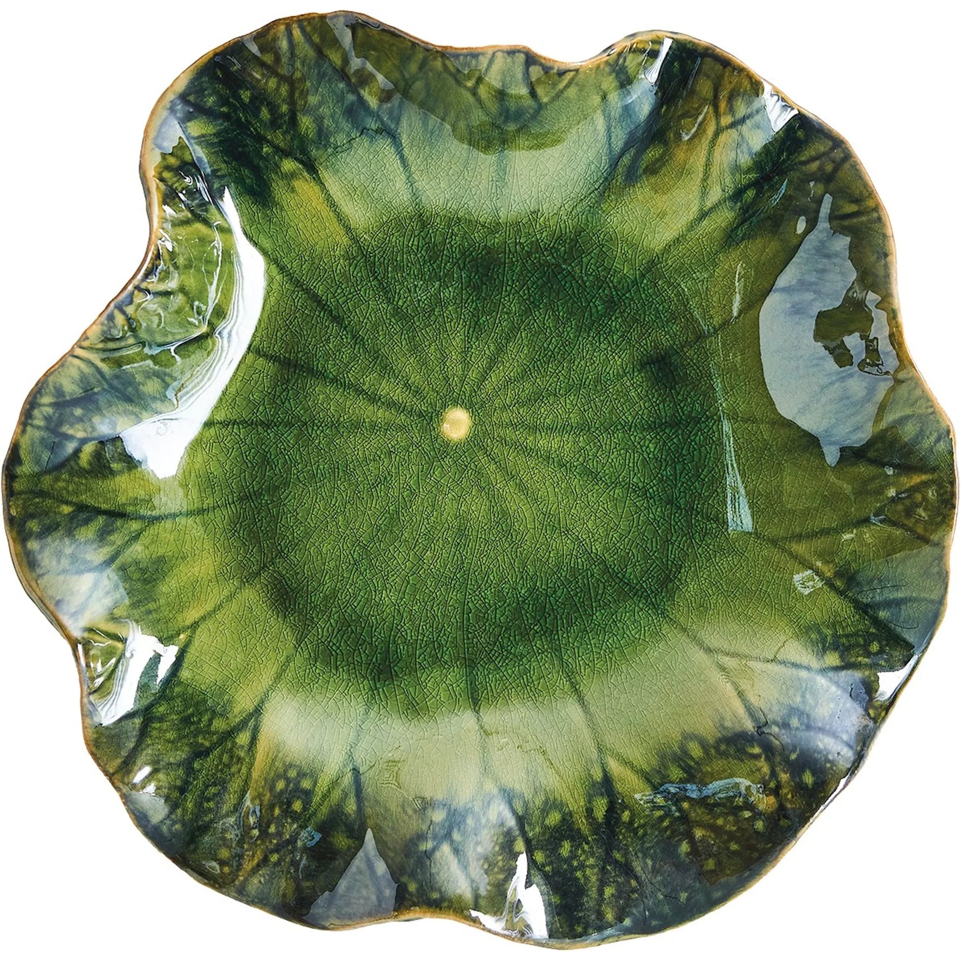 Free for Lily Plate by Global Views. Made from ceramic in a coastal style.