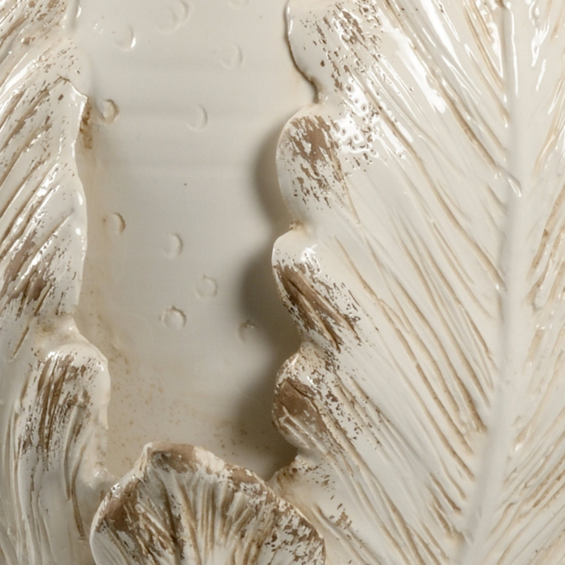 Artichoke Lamp by Chelsea House. Made from ceramic in a cottage & farmhouse style.