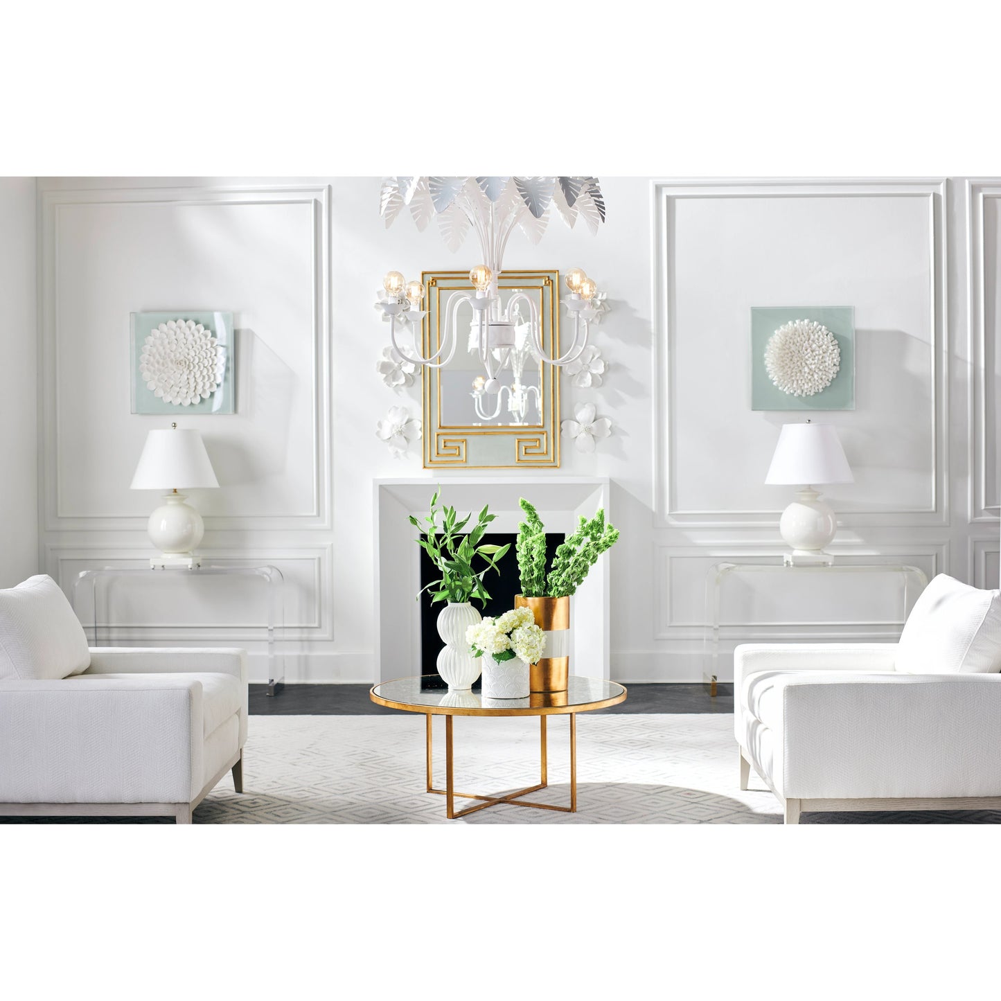 003 SI-2104613 | Lifestyle | Fern Chandelier by Chelsea House in white. Made from iron in a modern style.