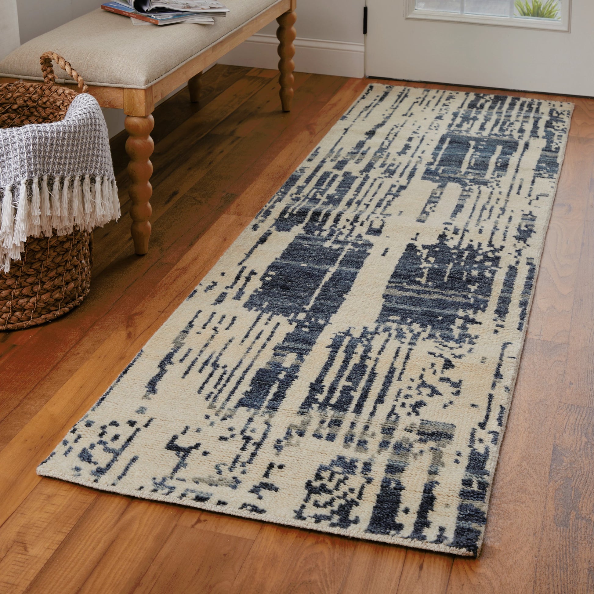 Roxford Transitional Rug - T16T6034 by Thom Felicia by Feizy Rugs in ivory, blue. Made from wool in a unique style.