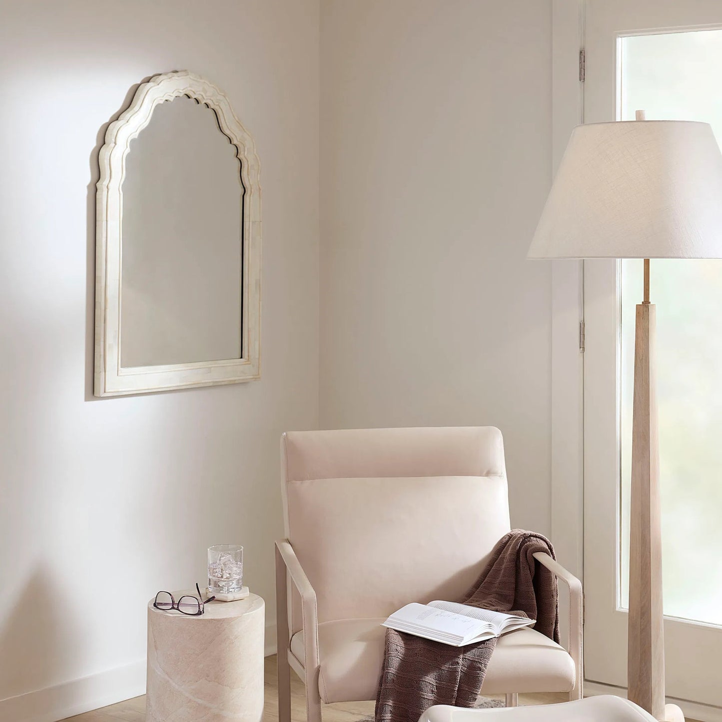 003 SI-2531159 | Lifestyle | Chateau Mirror by Jamie Young in white and smooth white finish. Made from bone in a unique style.