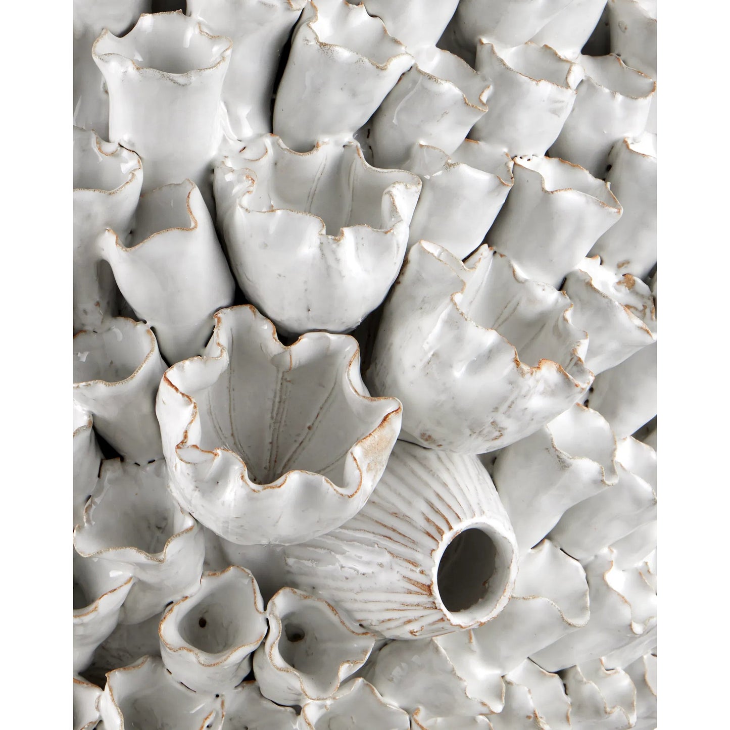 004 SI-2387078 | Closeup | Manitapi Table Lamp by Currey and Company in white. Made from ceramic in a eclectic & global style.