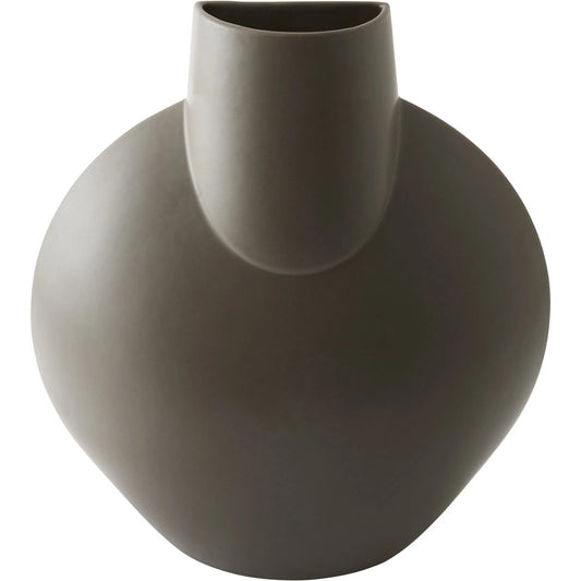 Salver Vase by Global Views. Made from ceramic in a eclectic & global style.