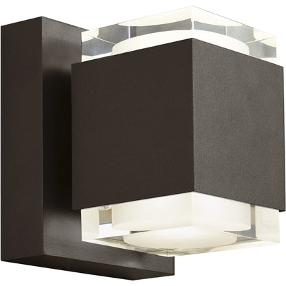 Voto 6" Outdoor Wall Sconce by Visual Comfort & Co.. Made from aluminum in a unique style.