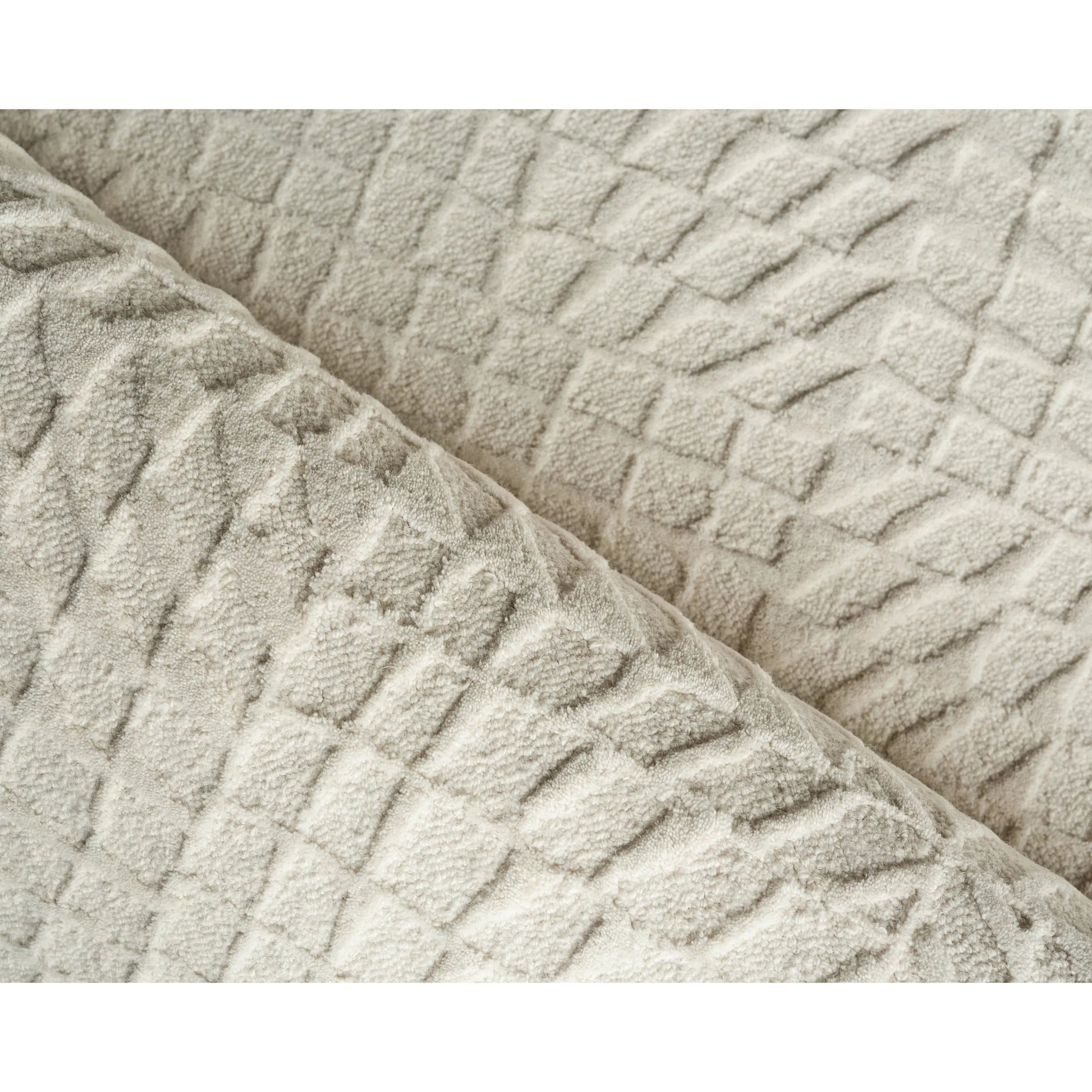 Sandro Rug by Exquisite Rugs. Made from new zealand wool in a unique style.