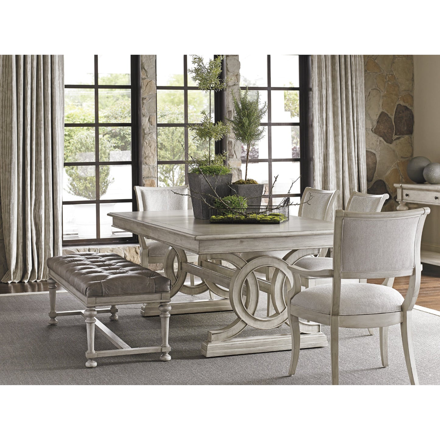 004 SR-835314 | Lifestyle | Eastport Arm Chair by Lexington in ivory. Made from unique in a cottage & farmhouse style.