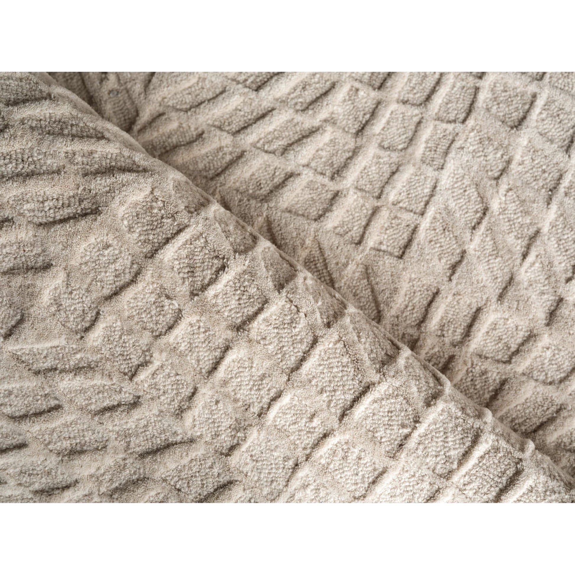Sandro Rug by Exquisite Rugs. Made from new zealand wool in a unique style.