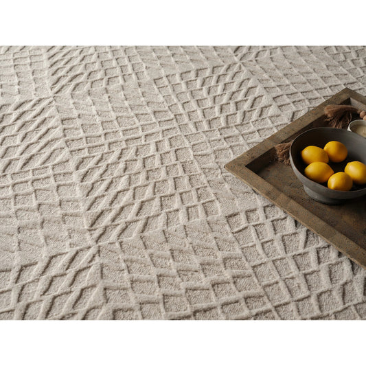 Sandro 7150 Rug by Exquisite Rugs in silver. Made from new zealand wool in a unique style.